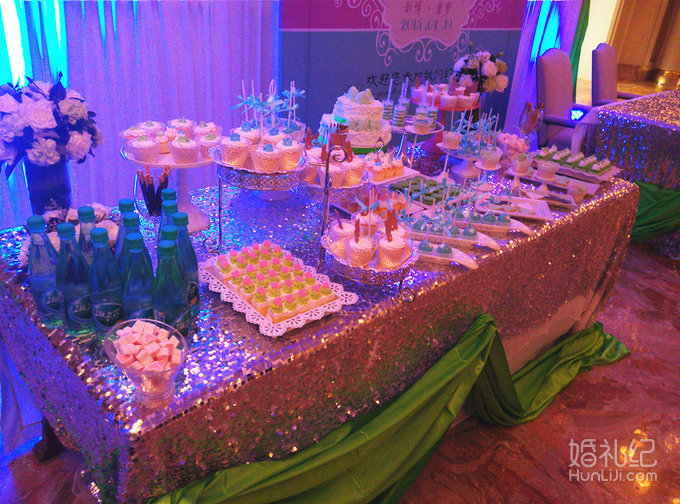 {三分钟西饼店}甜品台茶歇冷餐台 婚礼聚会生日宴