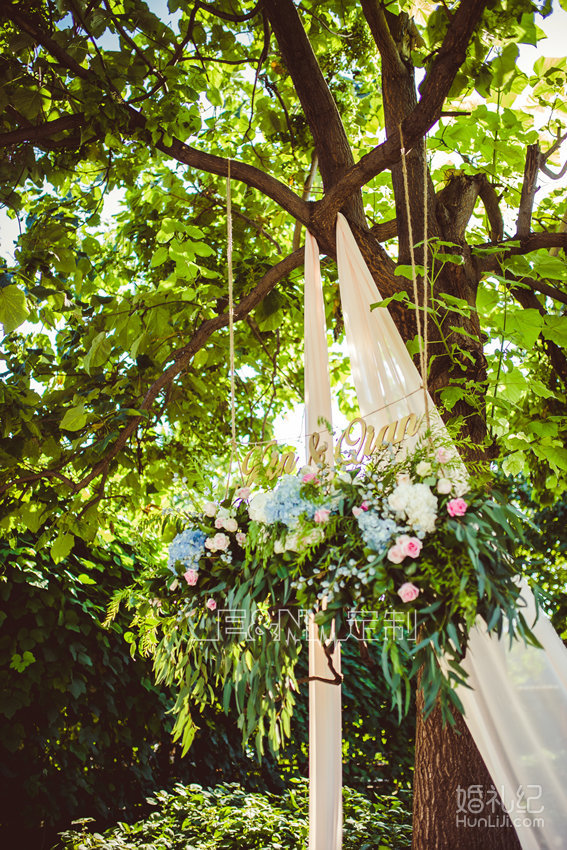 栖湖农场的户外婚礼