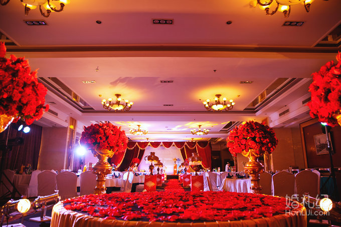 艾婷婚嫁 欧式复古风婚礼