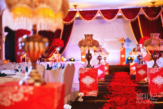 艾婷婚嫁 欧式复古风婚礼