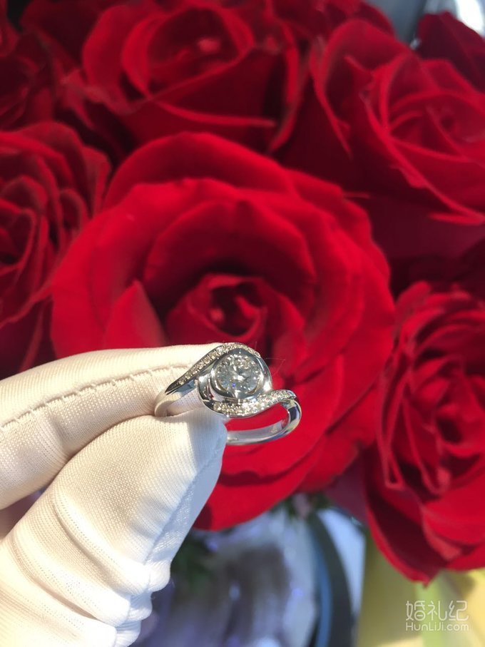 SURETTE豪华款钻戒