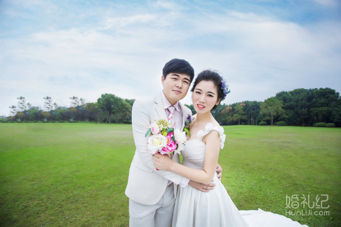 椒江巴黎春天婚纱地址_巴黎春天婚纱摄影(3)