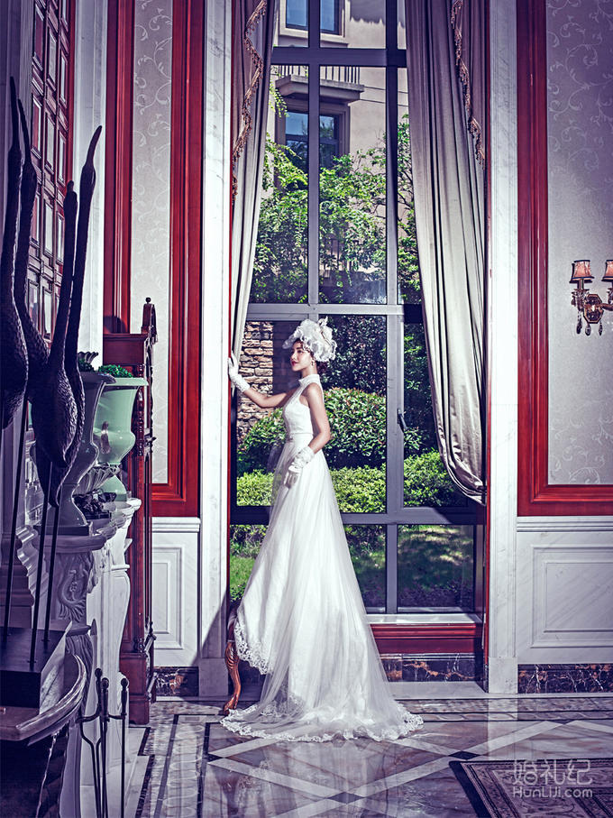 法式古堡婚纱照_法式结婚照古堡(2)