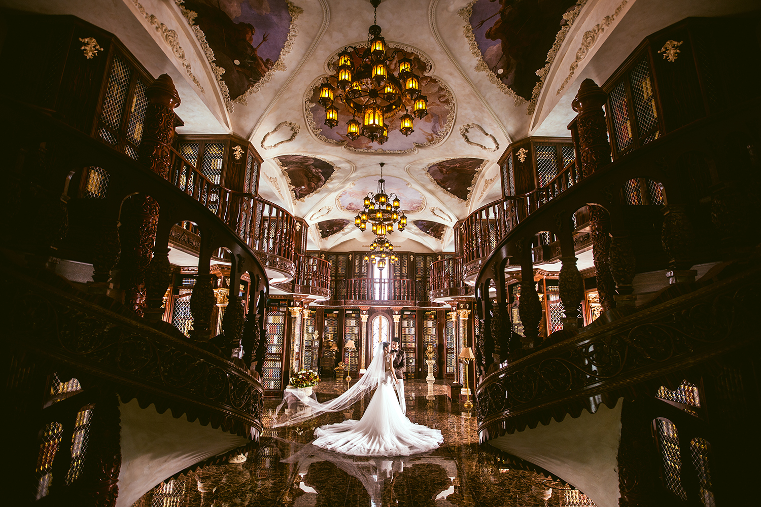 玛莎lili高端婚纱摄影工作室案例 -大气欧式书房婚照【婚礼纪】