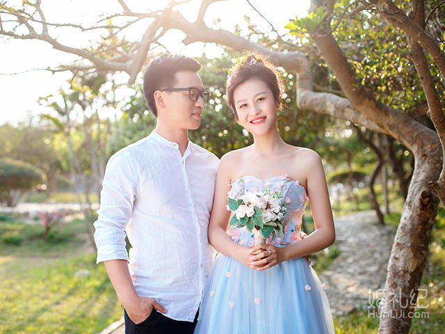 杨梅坑婚纱_杨梅坑婚纱摄影照(3)