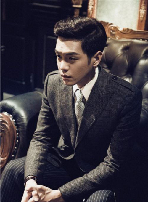 苏色定制 ▏ 张司令穿西装了