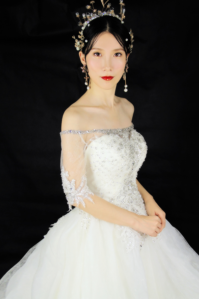 异域风情魅惑人鱼妆女王主纱造型