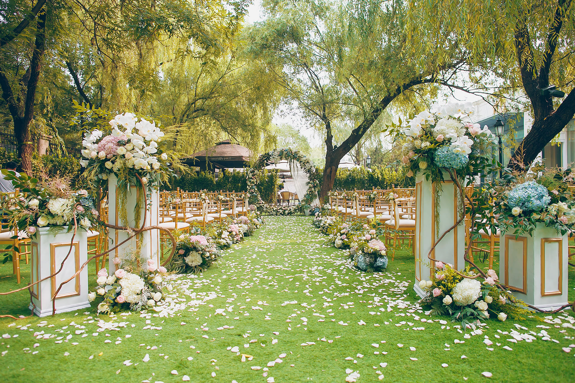 【耀婚礼】经典户外婚礼/森系户外婚礼/性价比婚礼