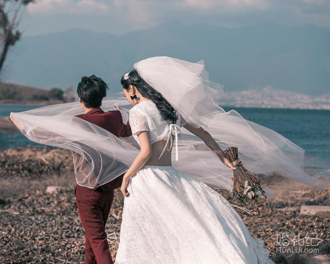 贵阳婚纱旅拍_贵阳花果园街拍美女