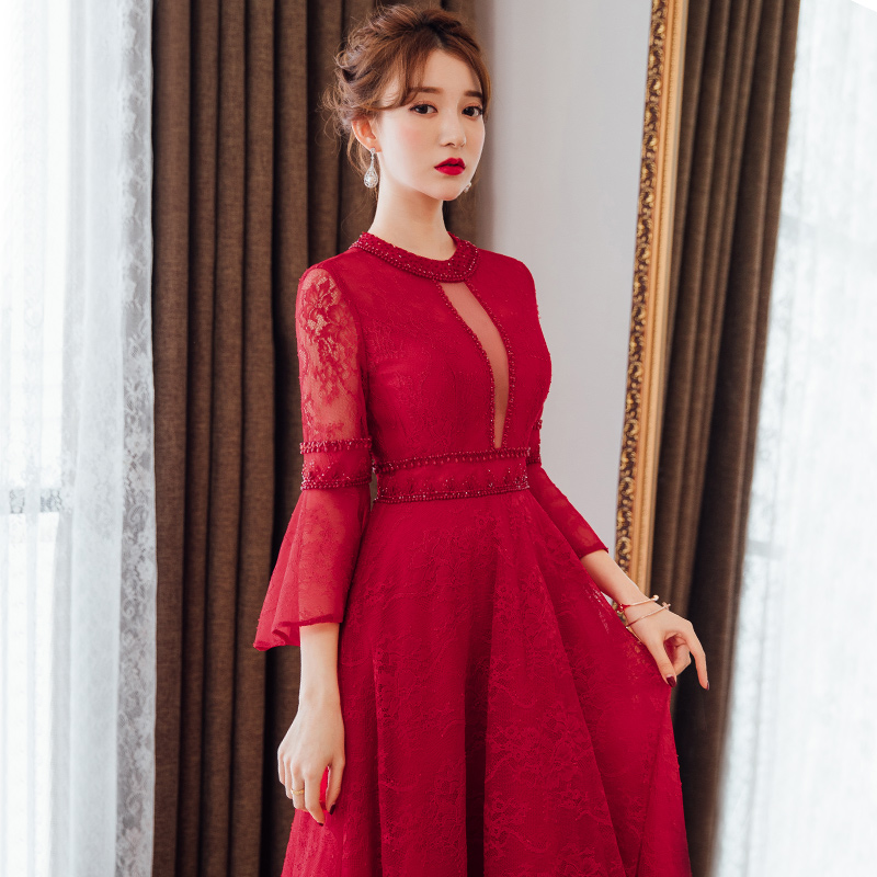 配晚礼服发型,晚礼服发型,晚礼服发型中长发_大山谷图库