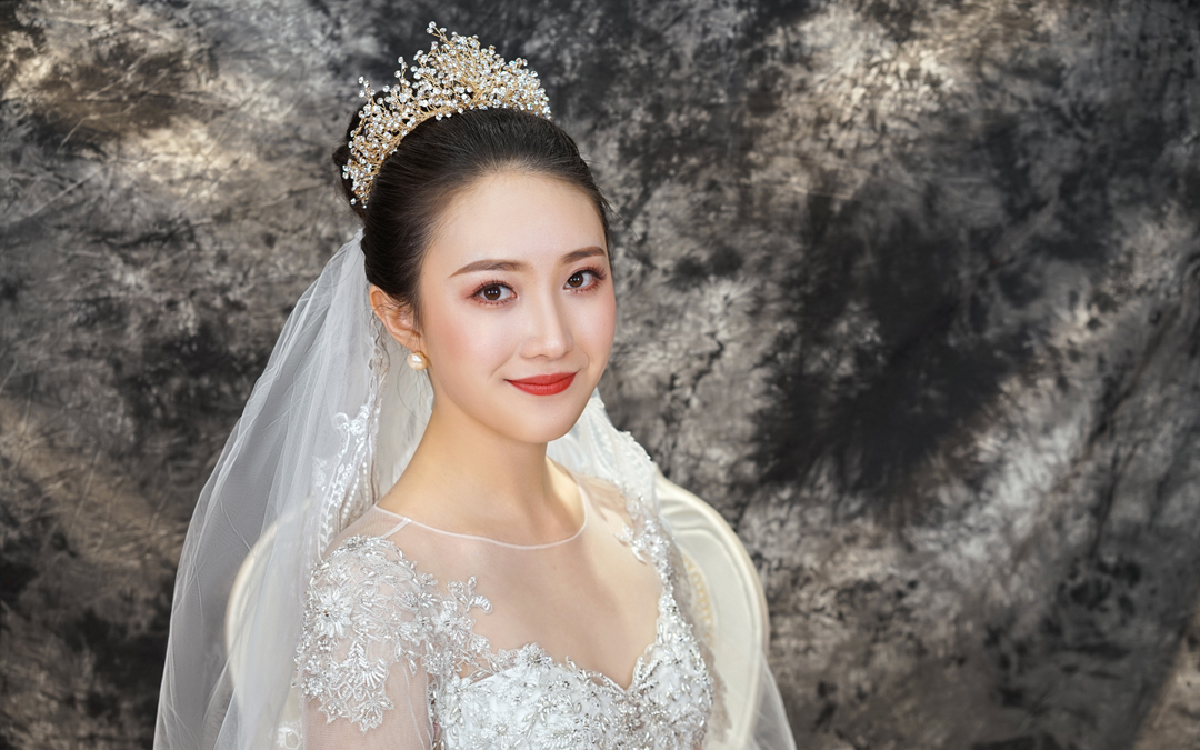 【禾和造型婚纱美妆馆】首席老师全程跟妆