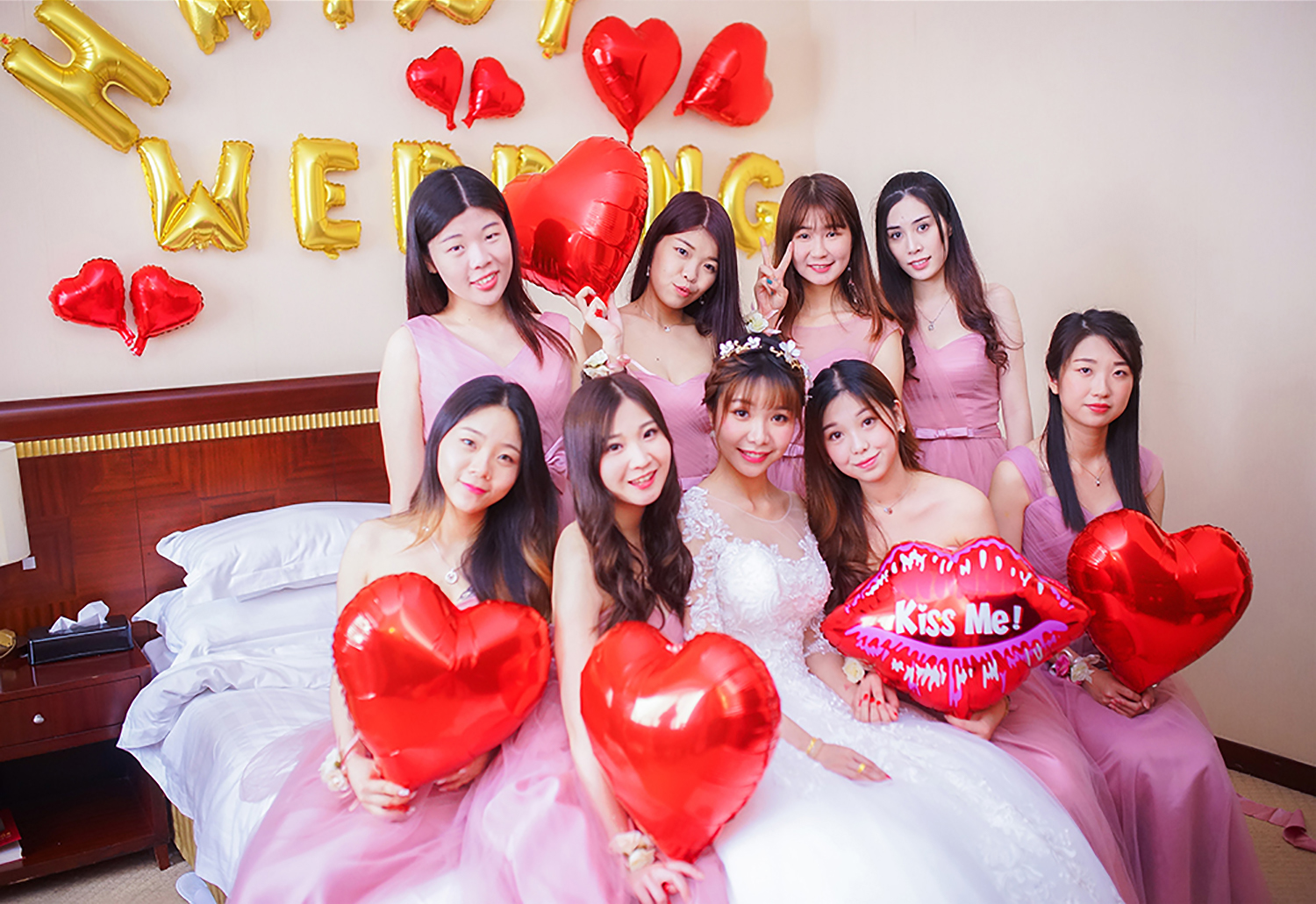 美丽而不抢风头姐妹团伴娘团美妆美发套餐