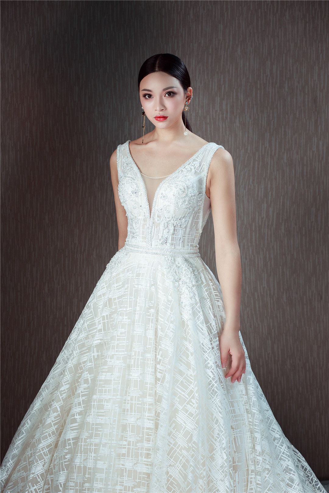 【恋礼婚纱】双肩v领大拖 -婚纱礼服案例【婚礼纪】