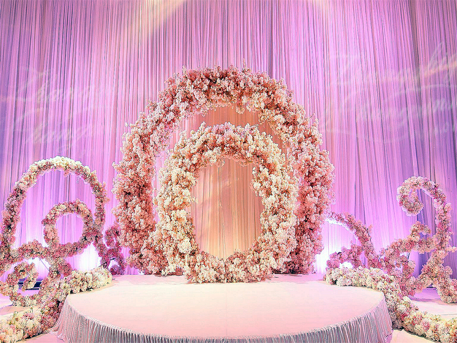 爱尚你婚礼策划《恋》粉色主题婚礼