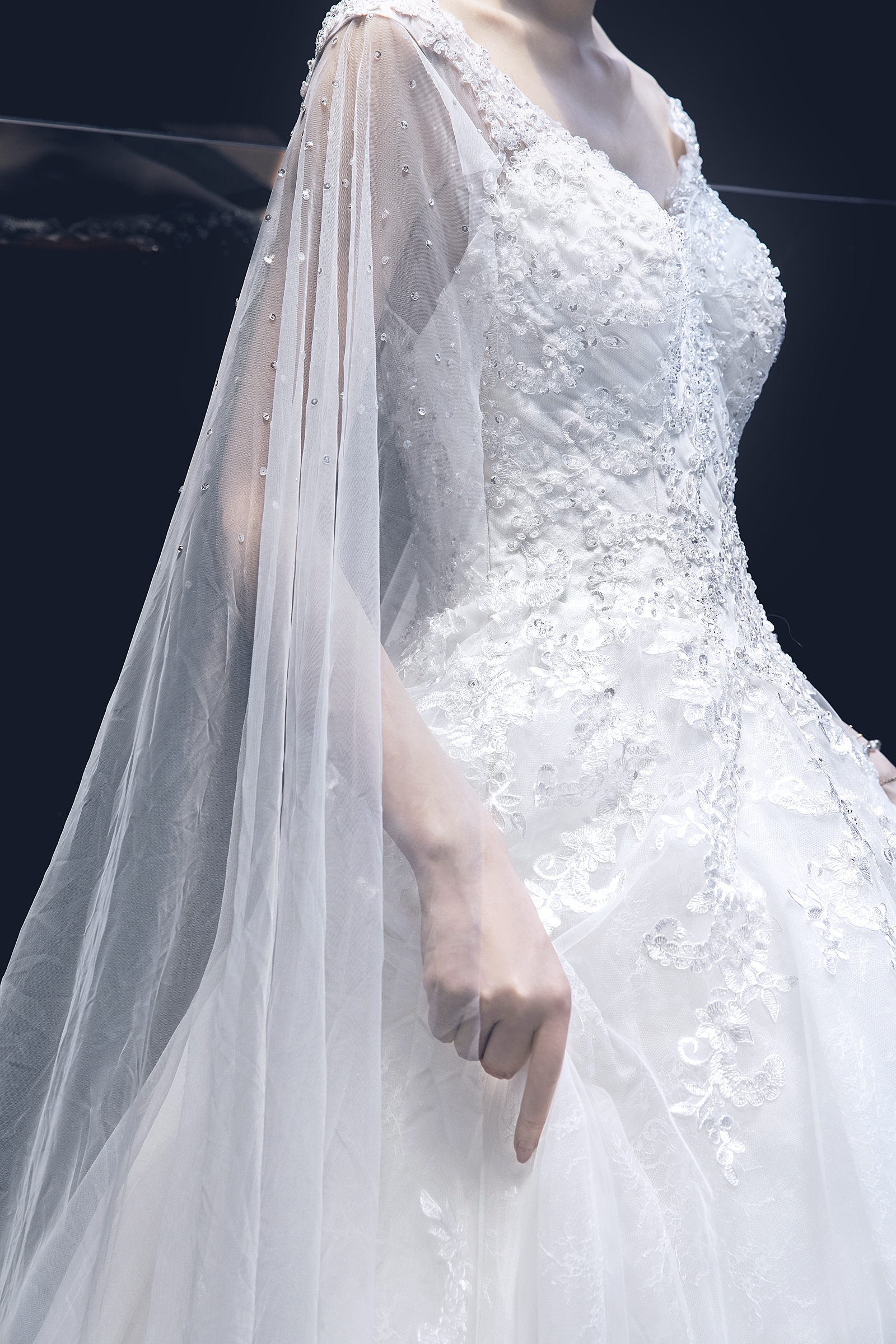 三亚婚纱礼服_三亚婚纱摄影(2)