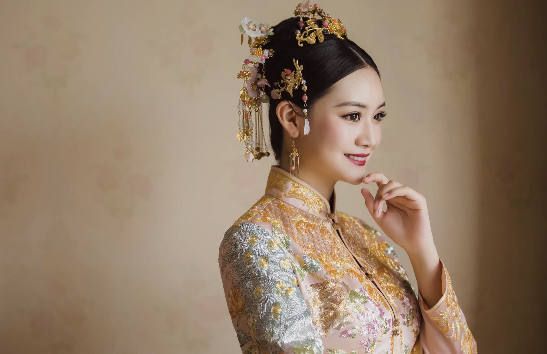 为您打造不一样的中式造型 时尚简约