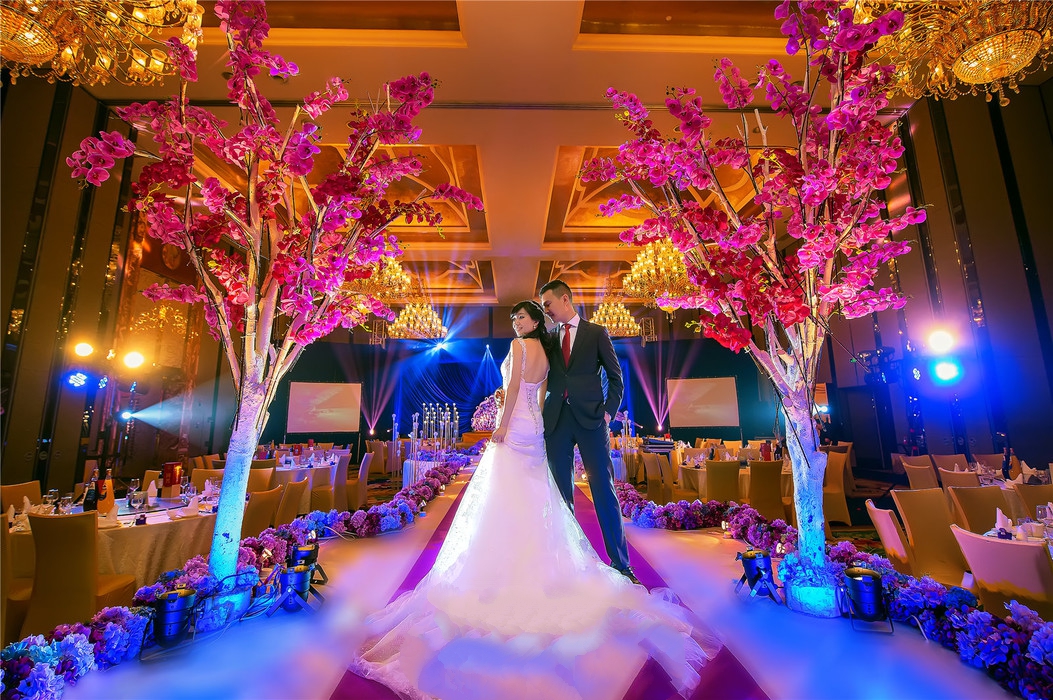 花房姑娘婚礼策划案例 -油画风婚礼《莫奈的睡莲》【婚礼纪】