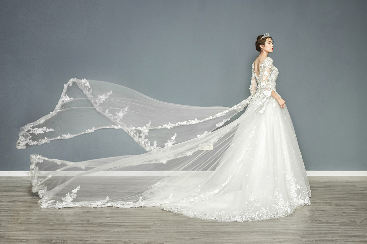 熙悦婚纱案例 -繁花——仙女长袖水晶飘纱仪式纱大拖尾【婚礼纪】