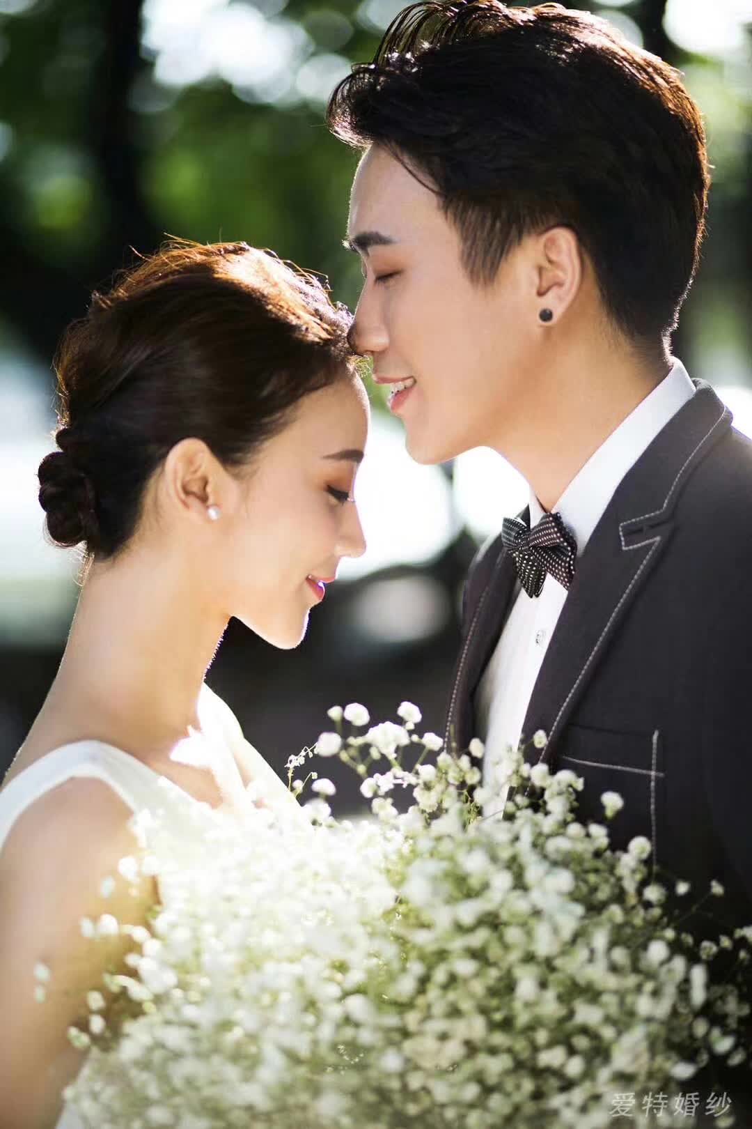 星沙爱特婚纱_月白星紫婚纱