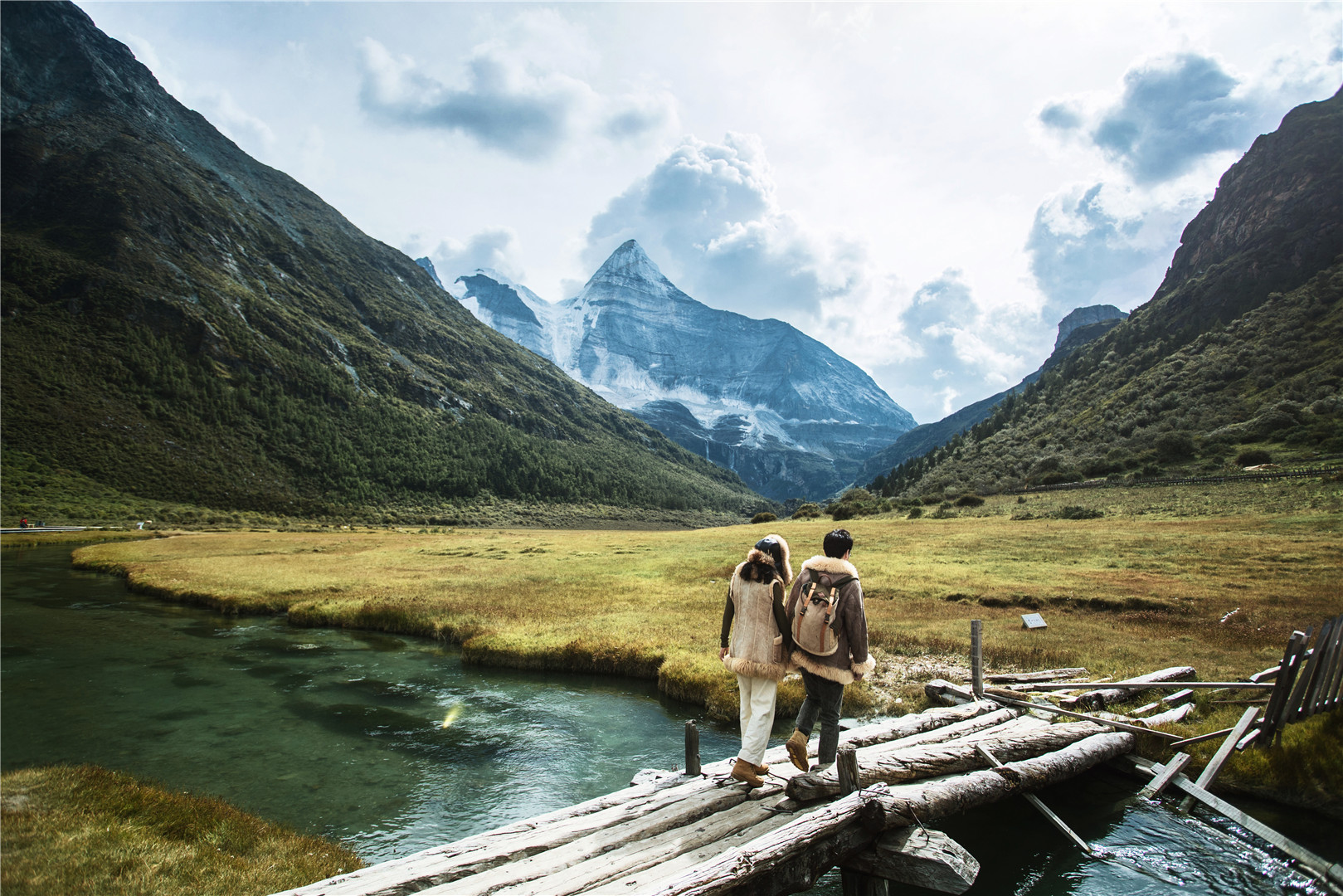 最美客片【爱情的诗和远方】杨小荷刘康琦