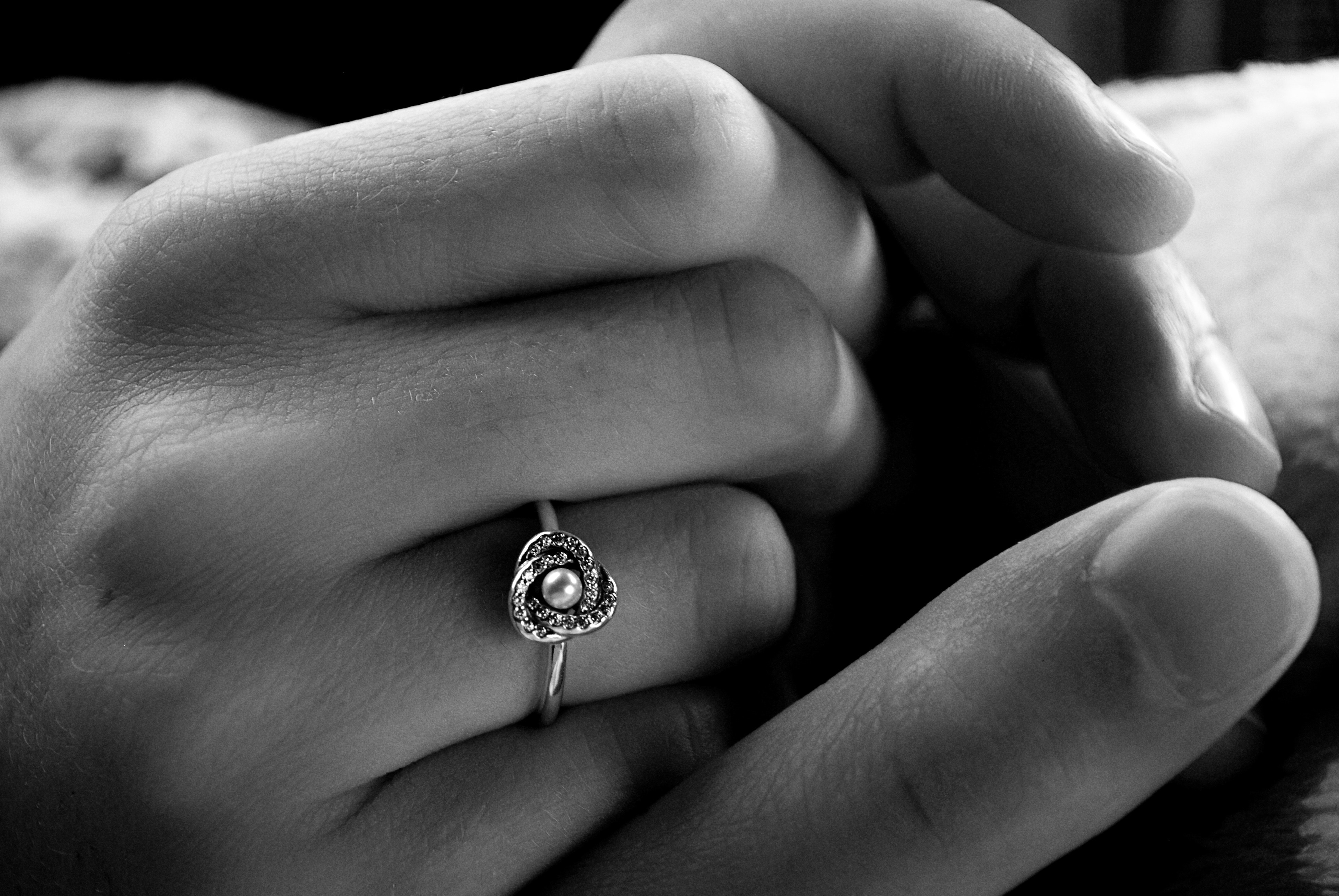 金戒指和銀戒指怎么戴