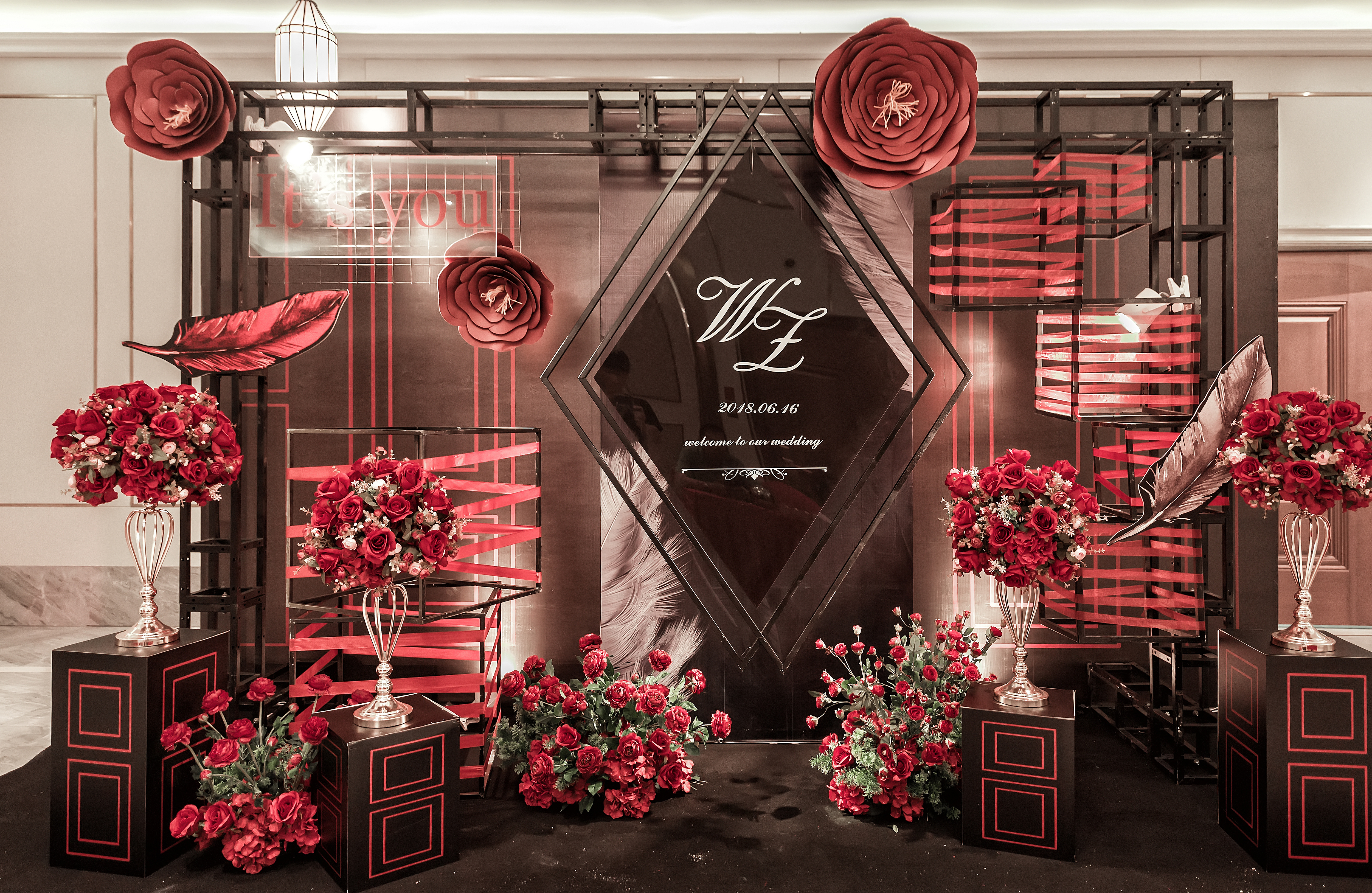 【红黑简约】时尚大气的红与黑-铂爵宫获奖作品