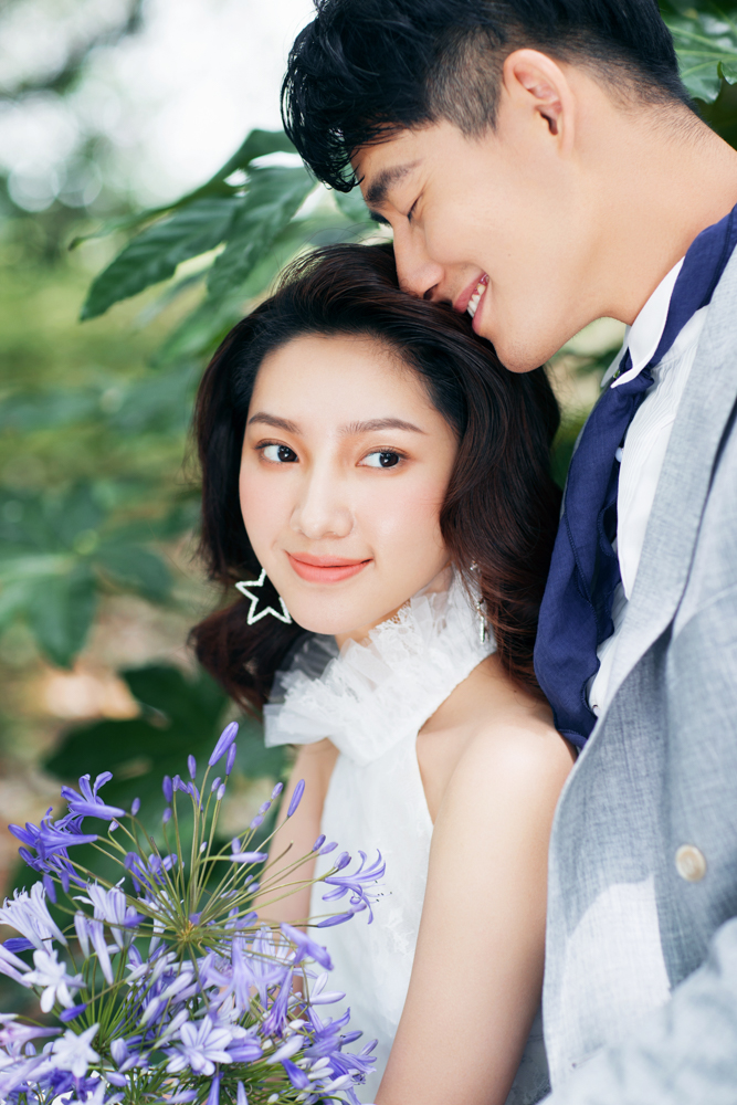 低价：3服3造 2本相册 2个放大相框 2个摆台