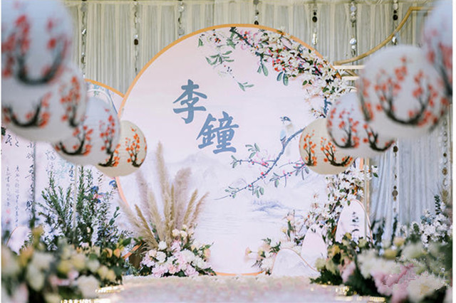 中式婚礼背景墙怎么布置