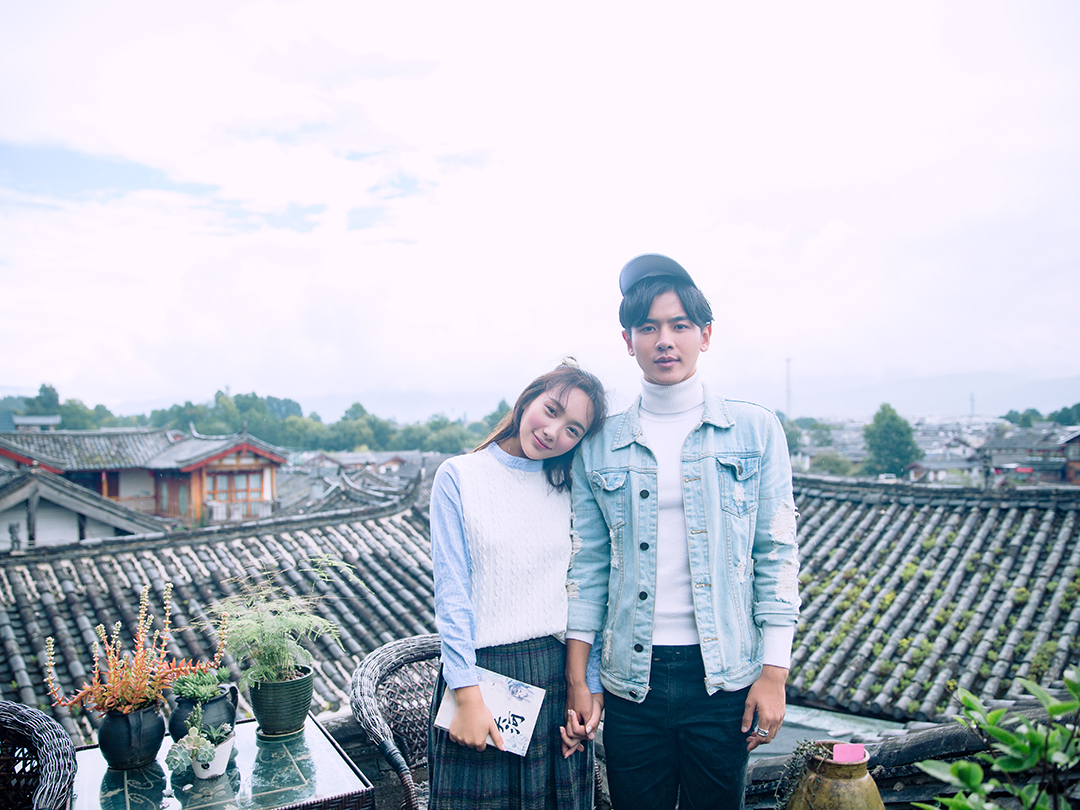 丽江旅拍  12服+12造+酒店+总监带队拍摄