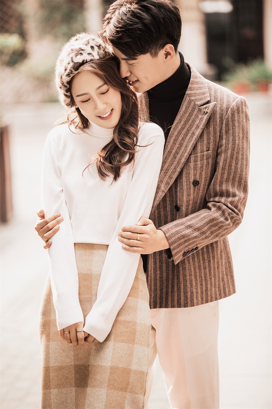 用一种感情表达结婚的喜悦