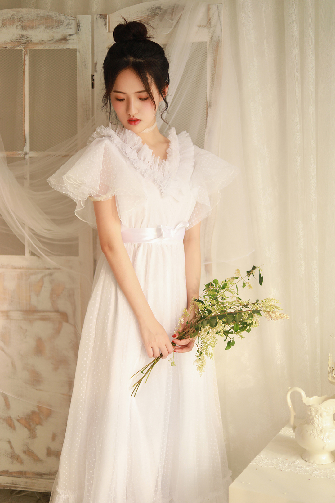 奧麗維亞：個(gè)人輕婚紗寫真底片全送