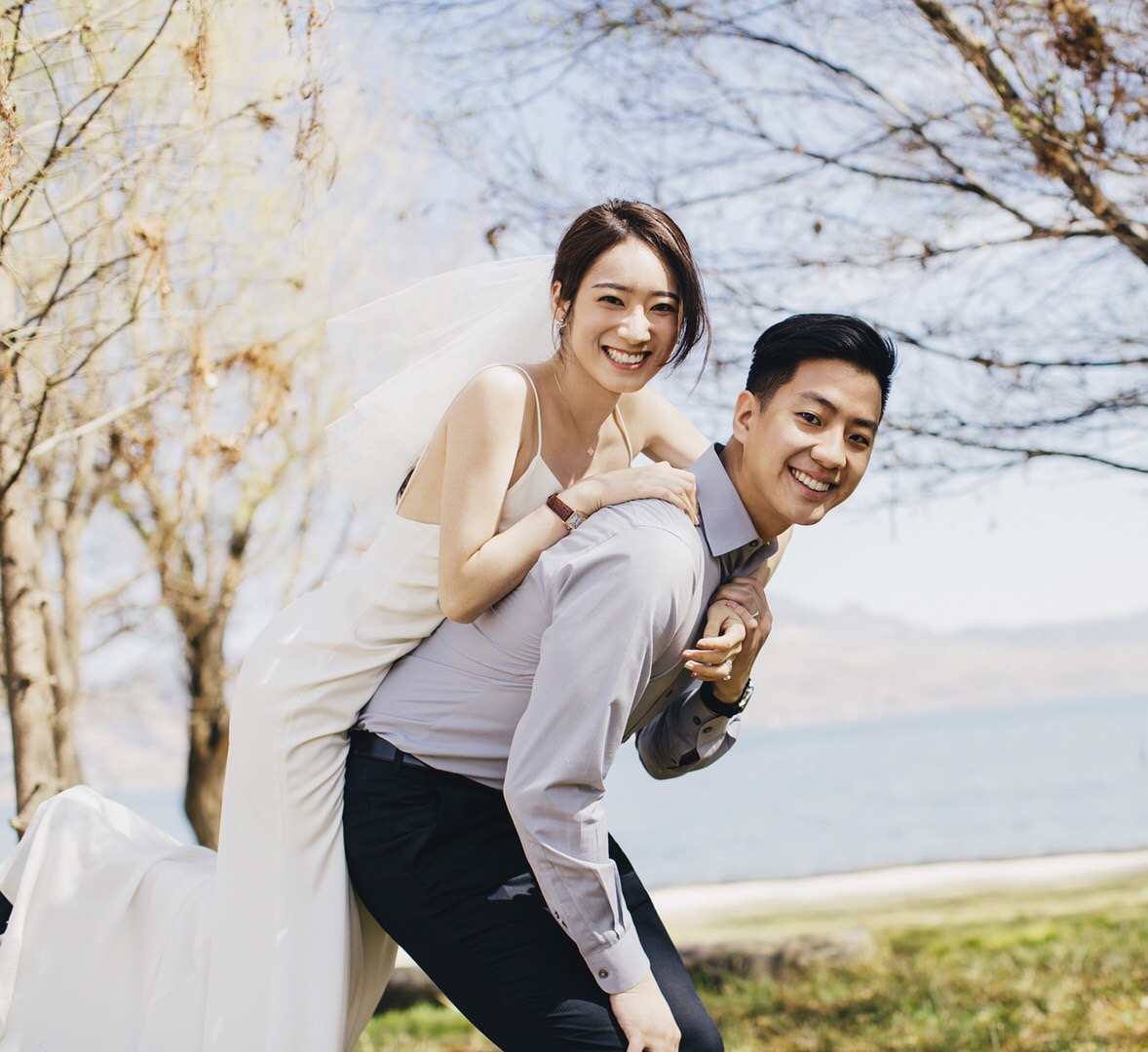 大理旅拍輕婚紗 全程一對(duì)一跟拍服務(wù)