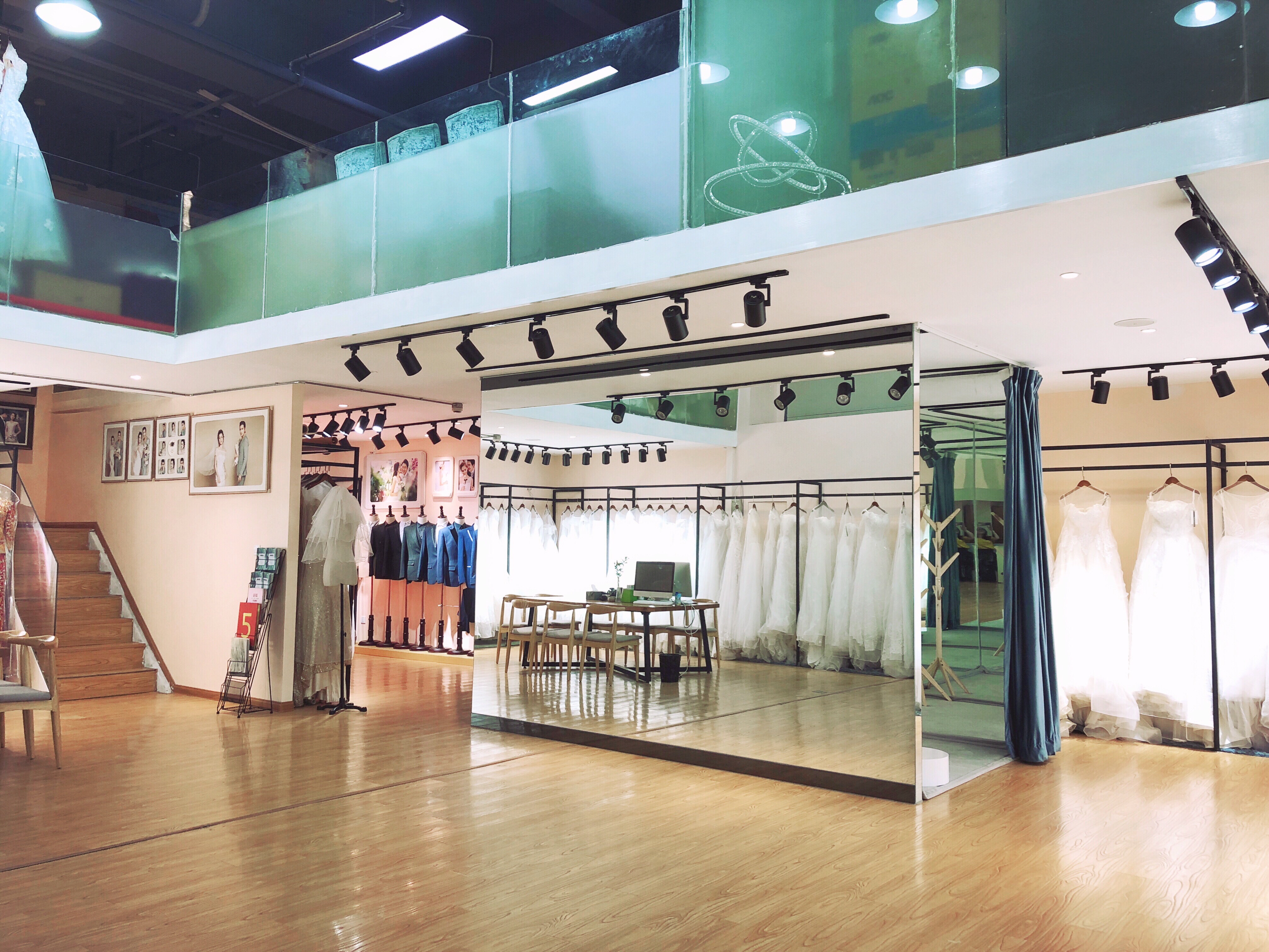 LULU ANNA 礼服馆（罗源店）