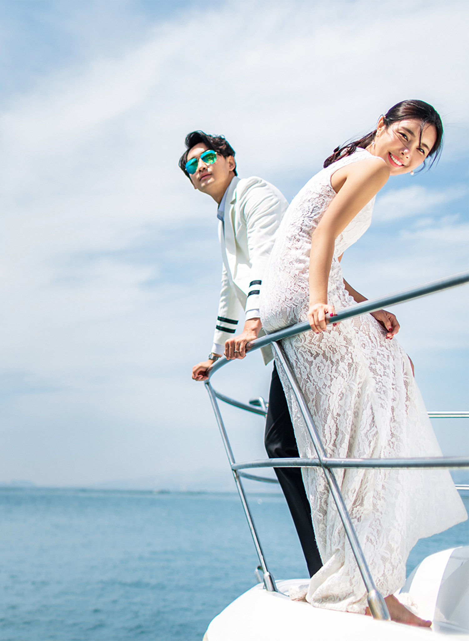 3988婚纱摄影+24小时接机