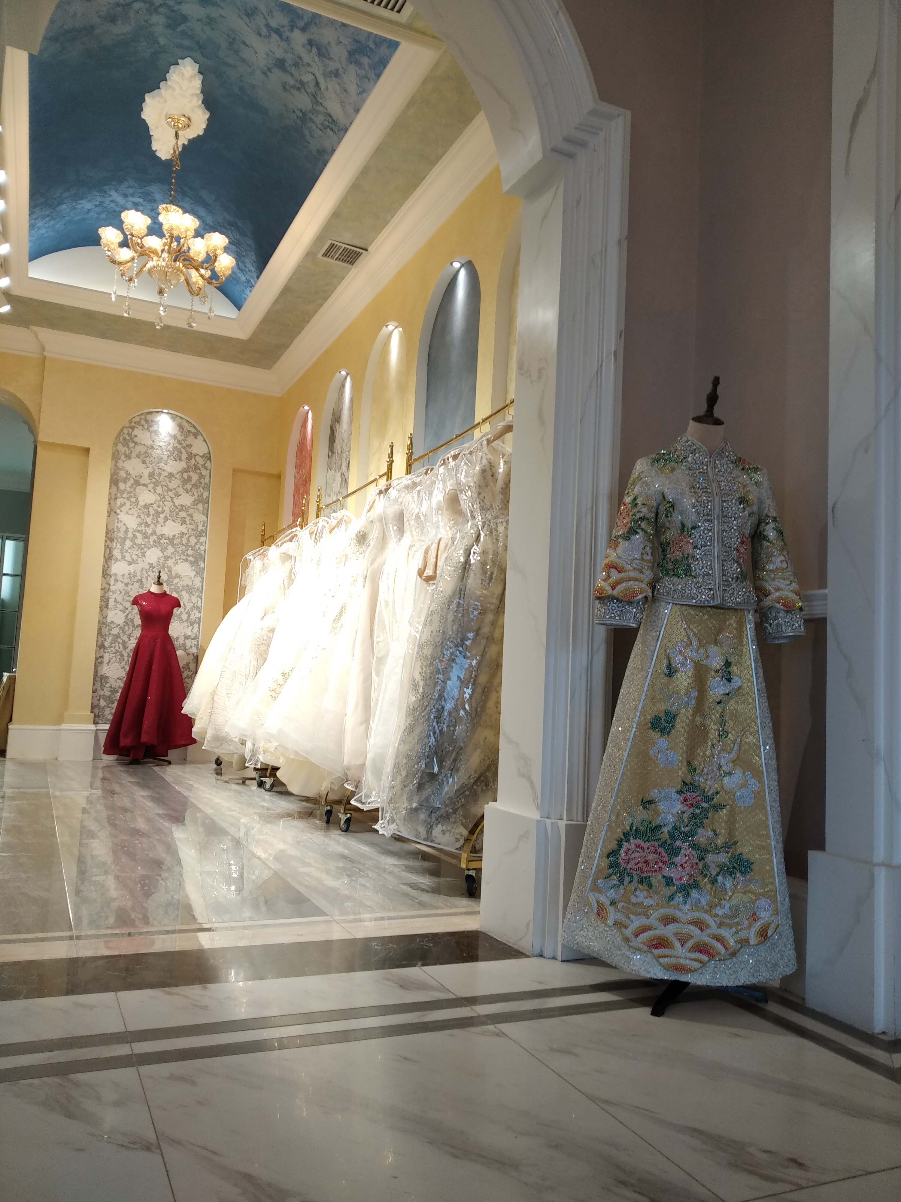 Lamour Bride兰沫新娘婚纱礼服馆