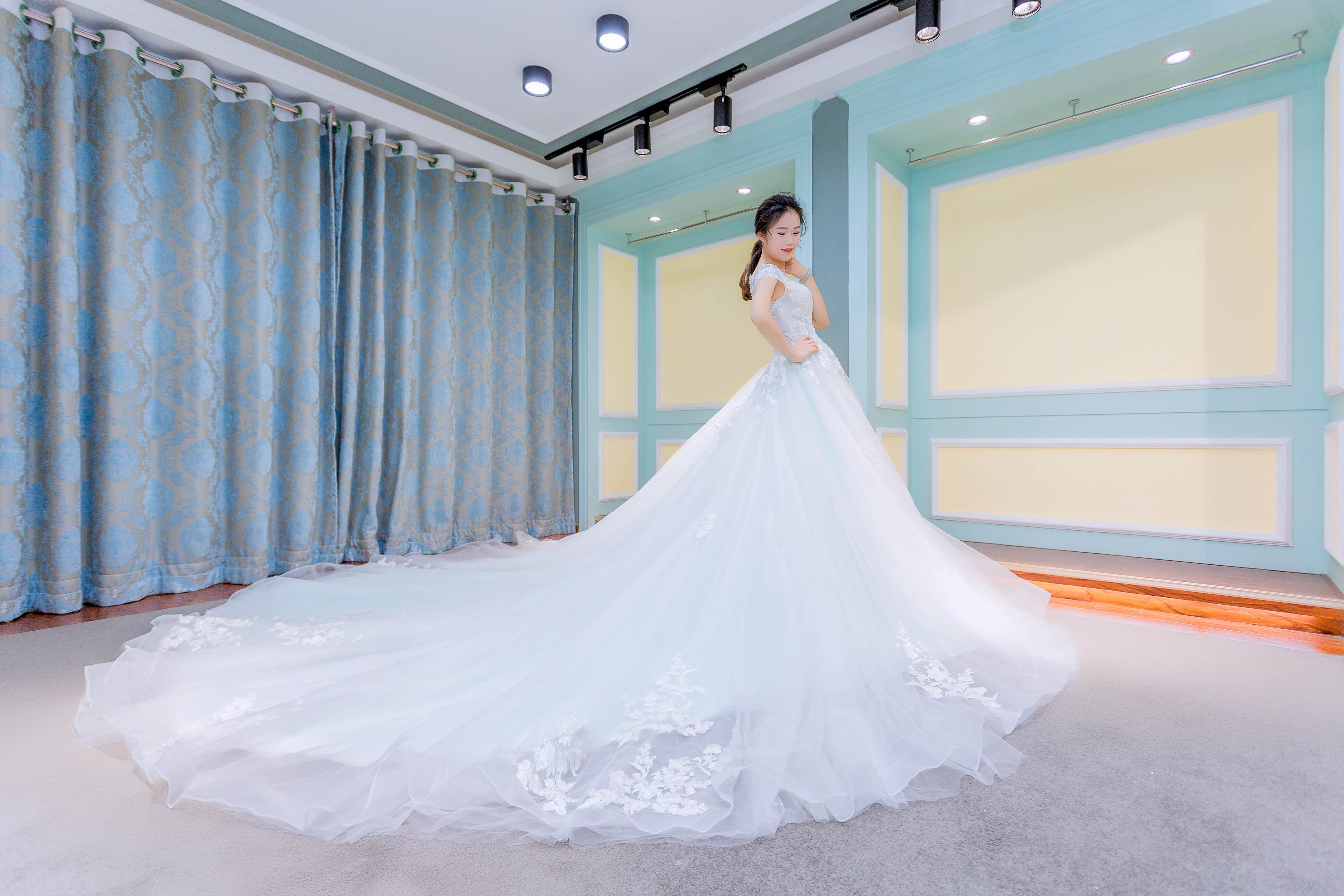 爱尚嫁衣婚纱店