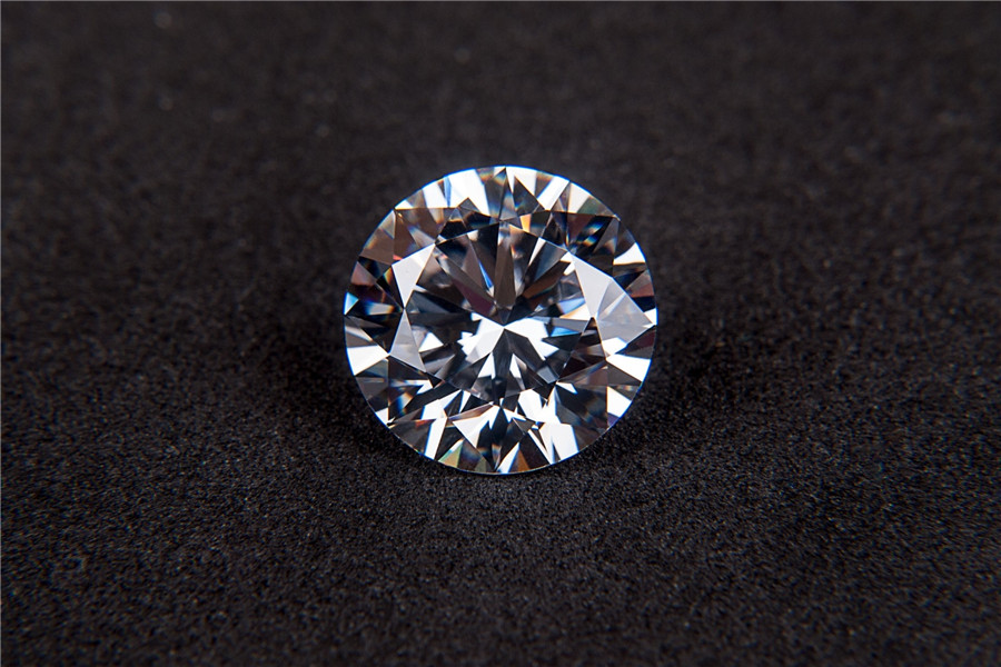 钻石怎么选择 钻石选择标准哪个重要