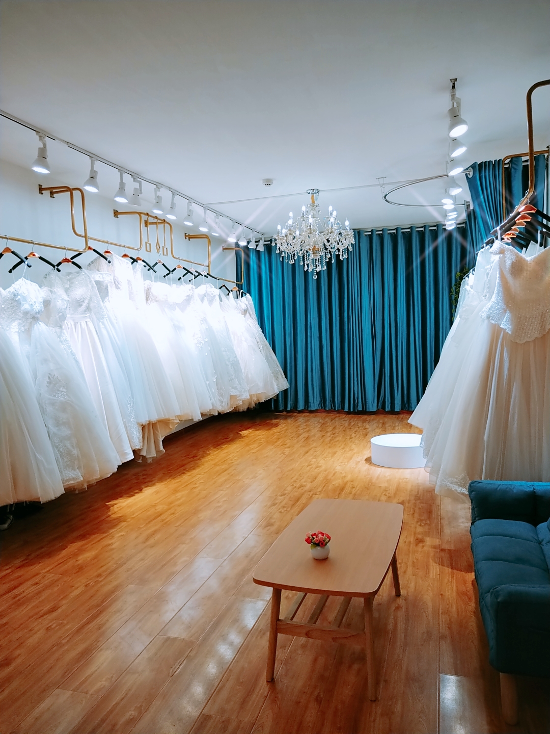 莎品花嫁婚纱美学馆