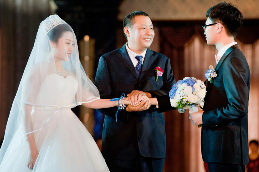 2019年男方父亲最感人致辞，到了2020年依旧好用！