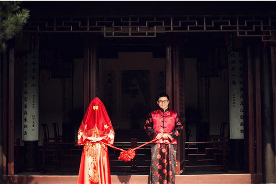 【忌】开市 破土 掘井 合寿木