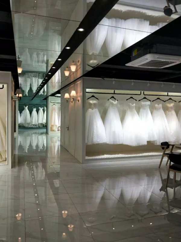 与之婚纱礼服国际品牌集成店