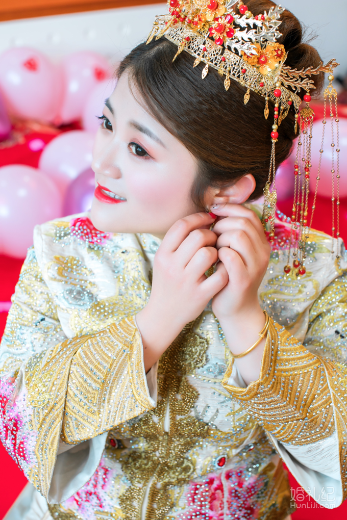 4K不到搞定3套婚服，我的梦幻星空婚纱堪比上万婚纱！