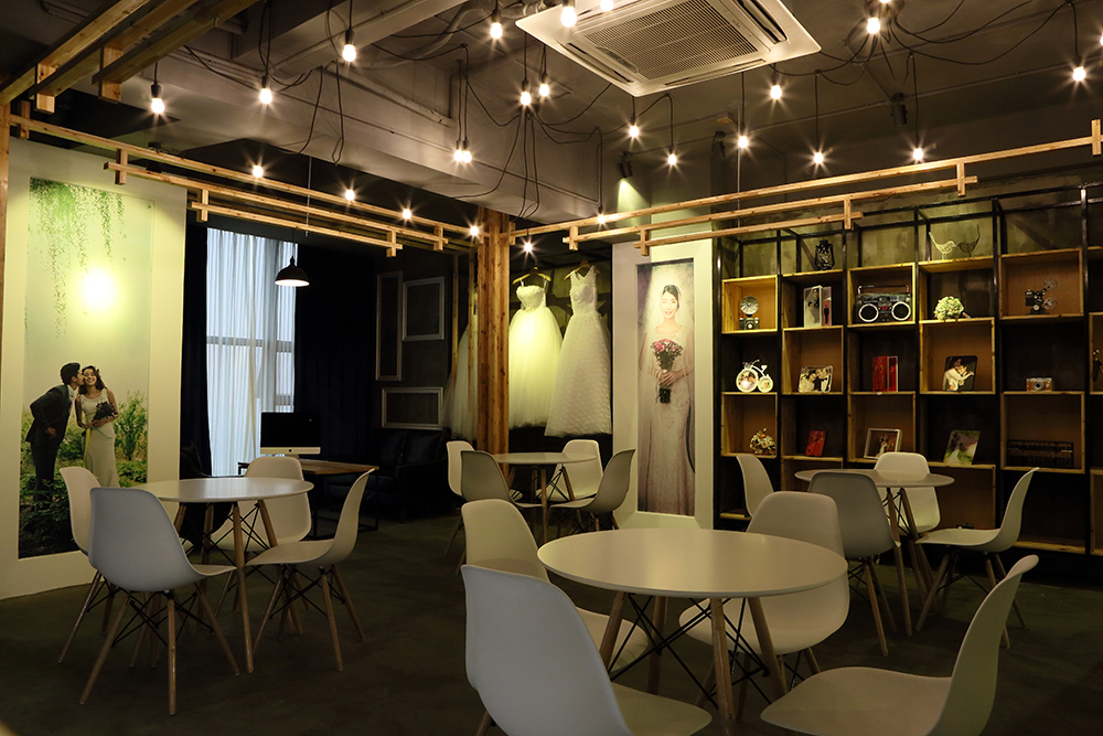 进部婚纱摄影(中心广场店)