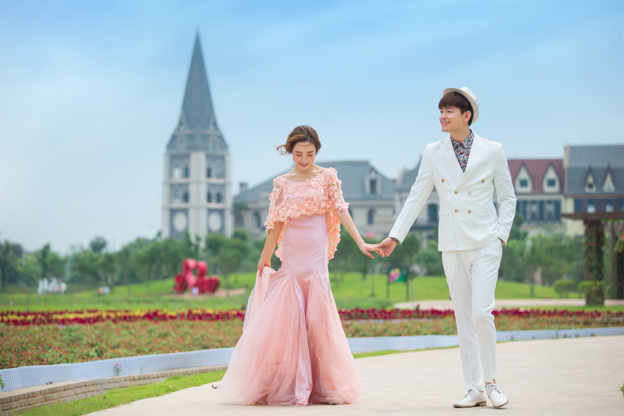 江门壹诺婚礼会馆韩式城堡唯美主题婚纱照底片全送