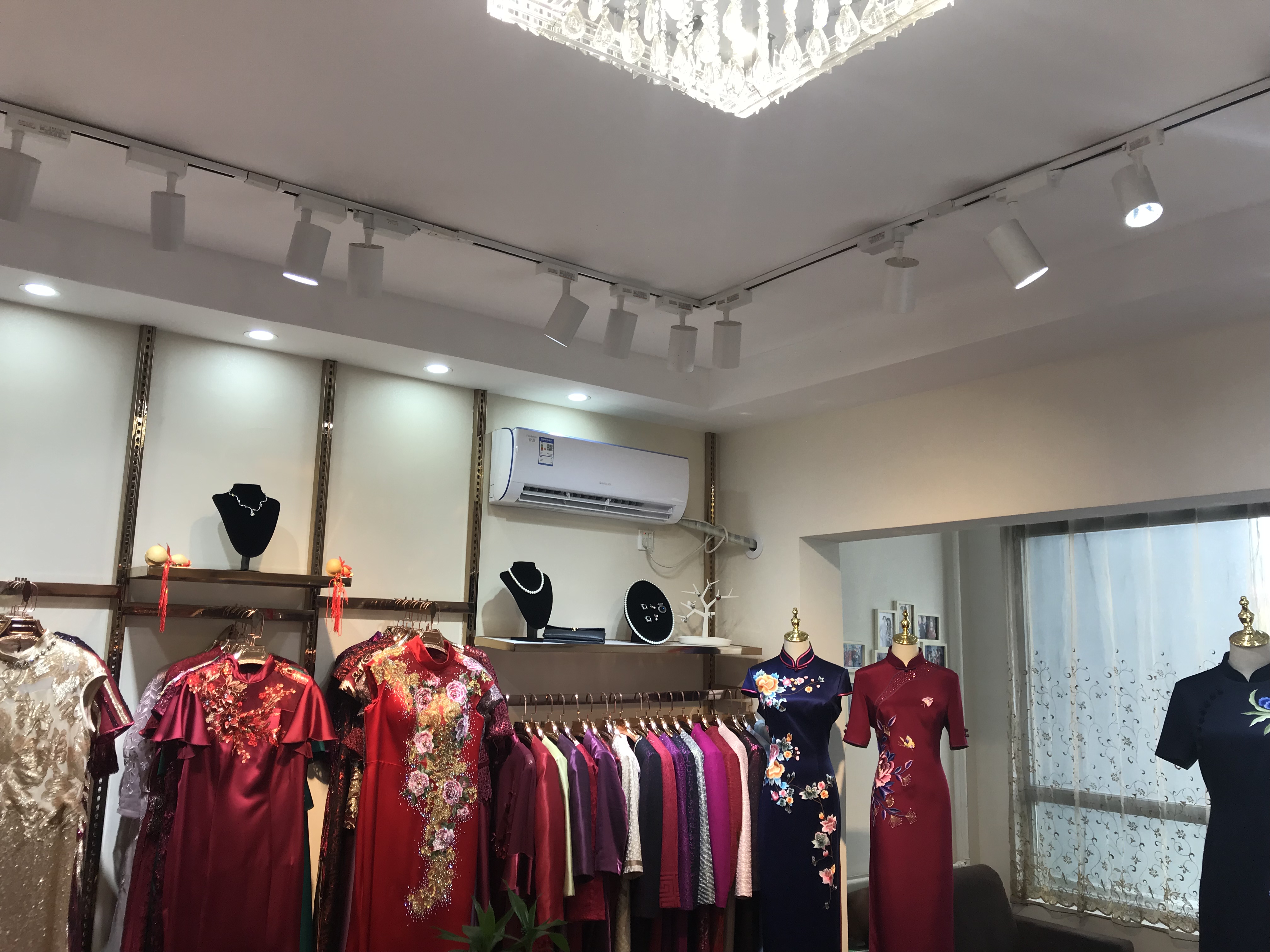 IMOOD妈妈礼服妈妈装婚宴女装量身定制