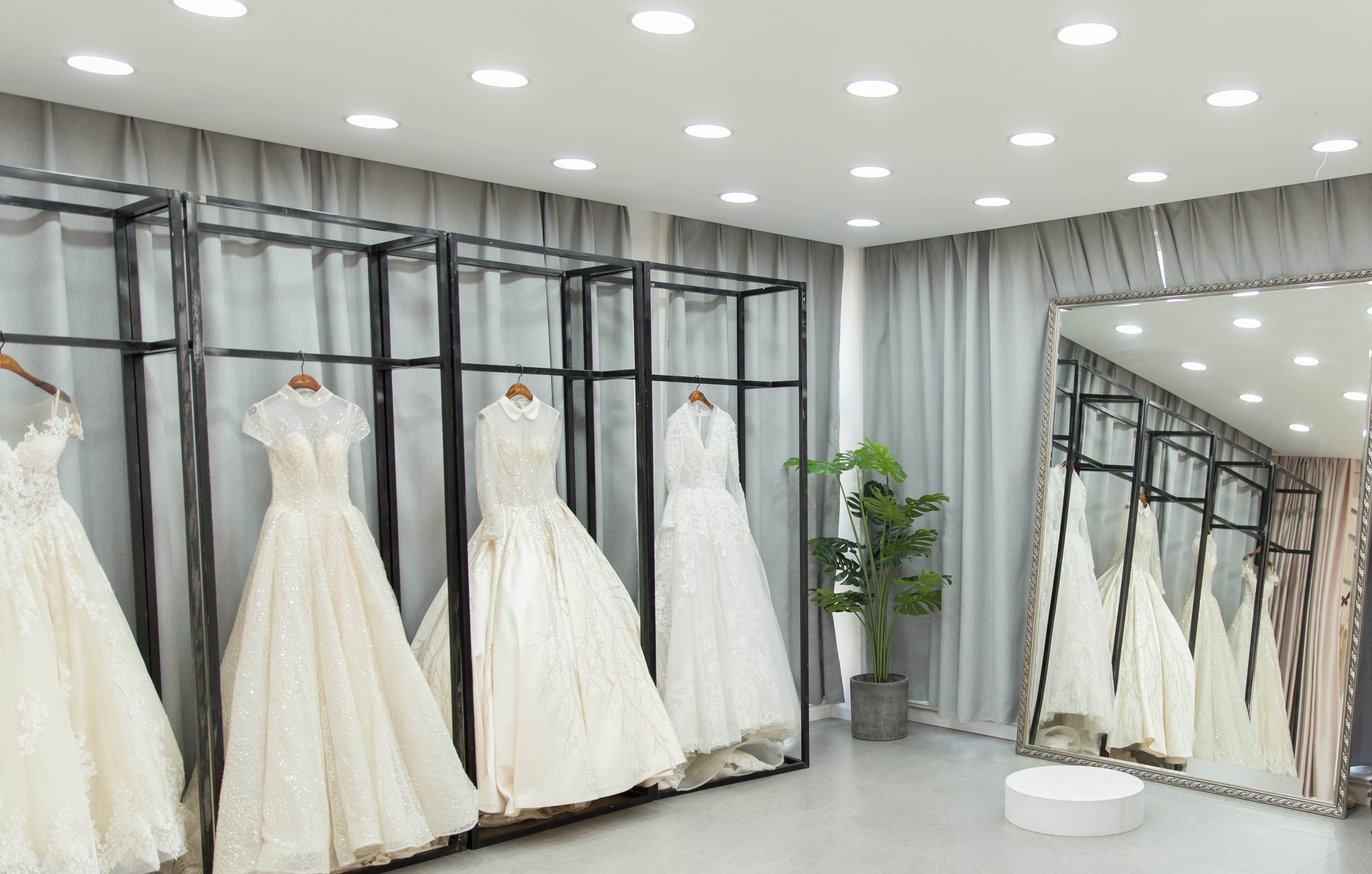 凡一婚纱造型馆