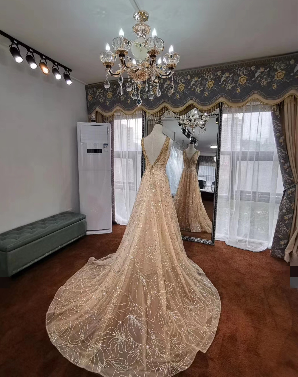 御禧裙褂 Jubilee Dresses