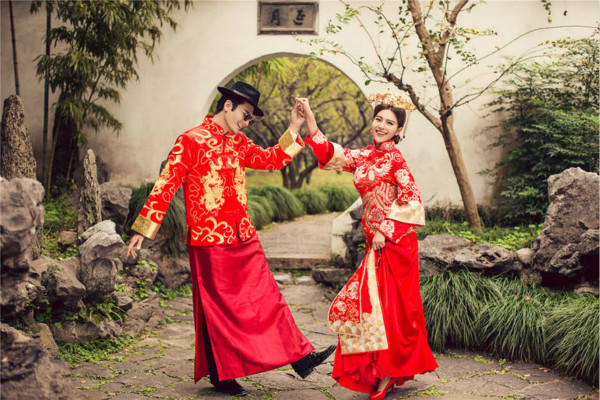 中式复古婚纱照图片 复古婚纱照有哪些选择