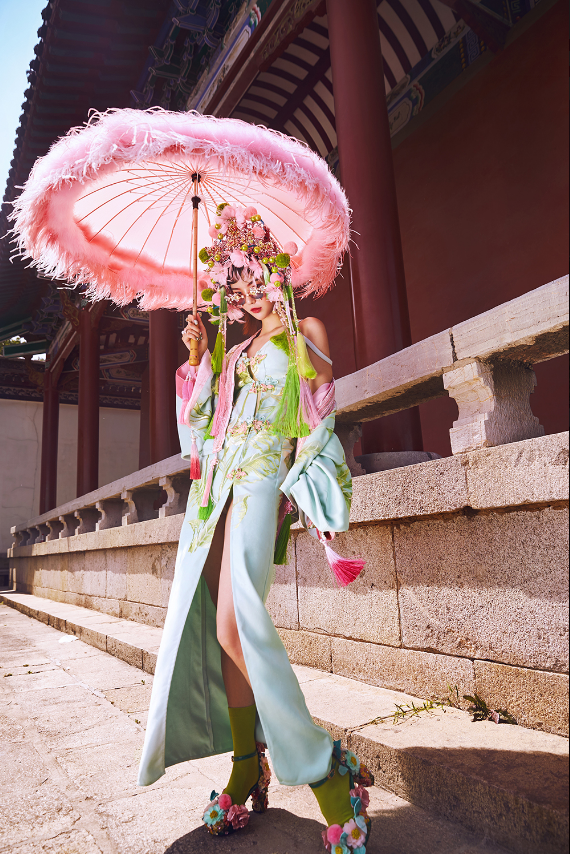 限時(shí)特惠體驗(yàn)套餐+網(wǎng)絡(luò)預(yù)約送2000豪禮