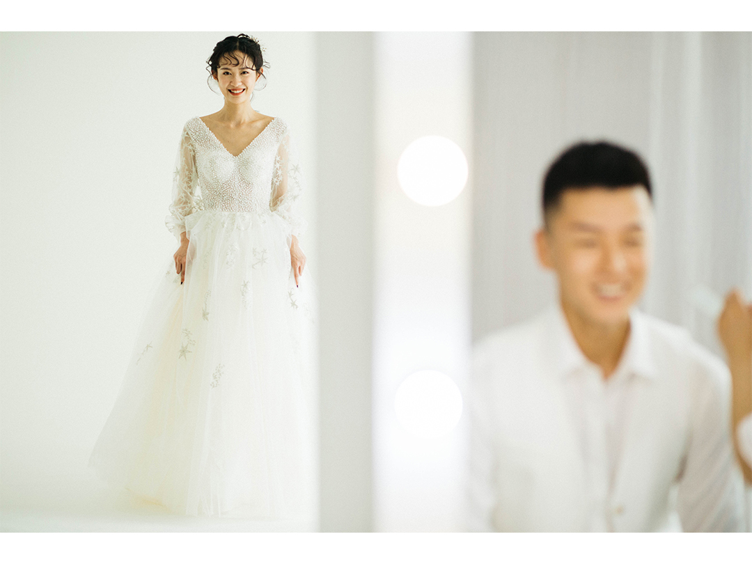 開(kāi)業(yè)特惠價(jià)婚紗照2999